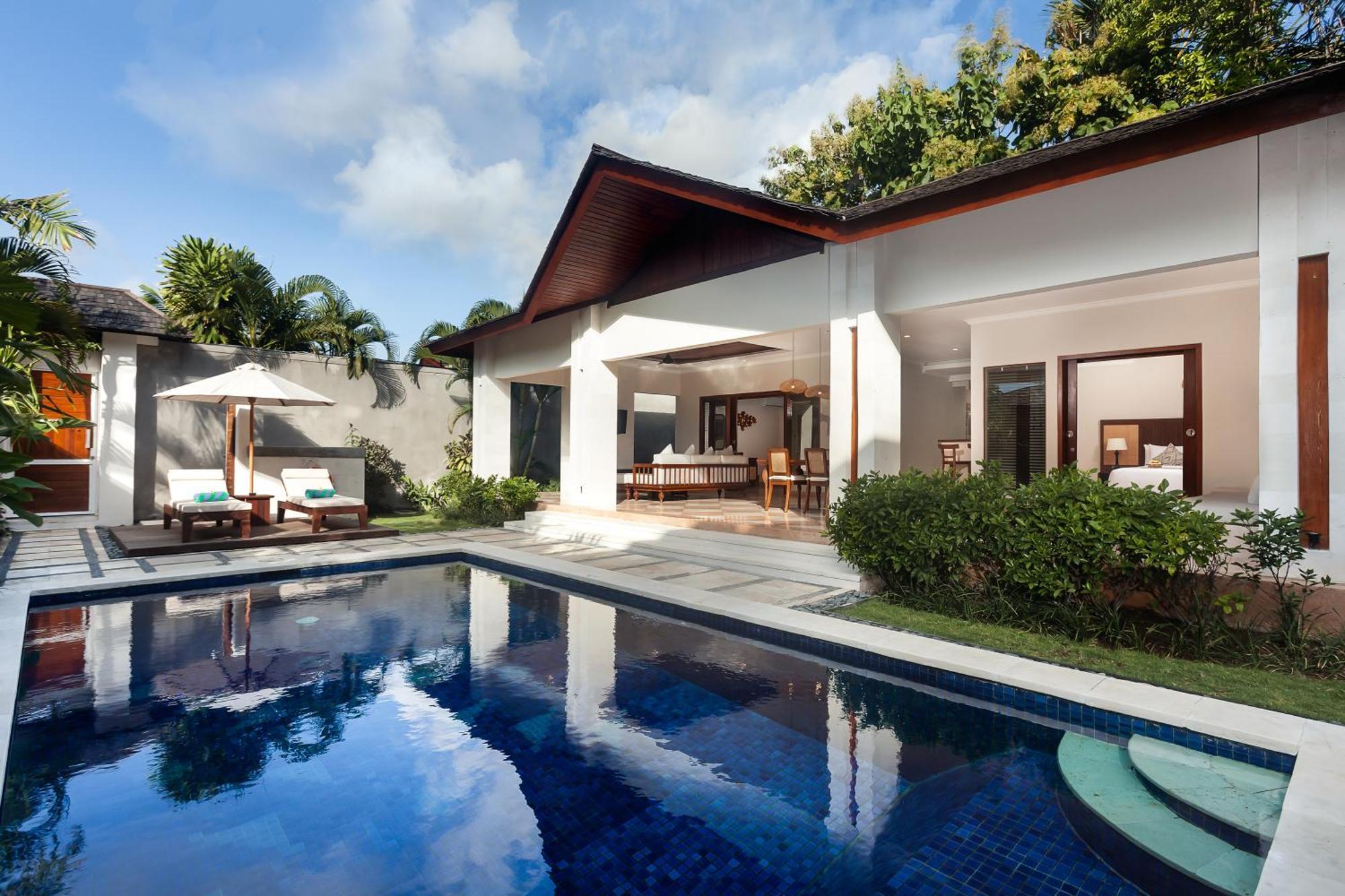 Ghana Villa Seminyak By Pramana Villas Luaran gambar